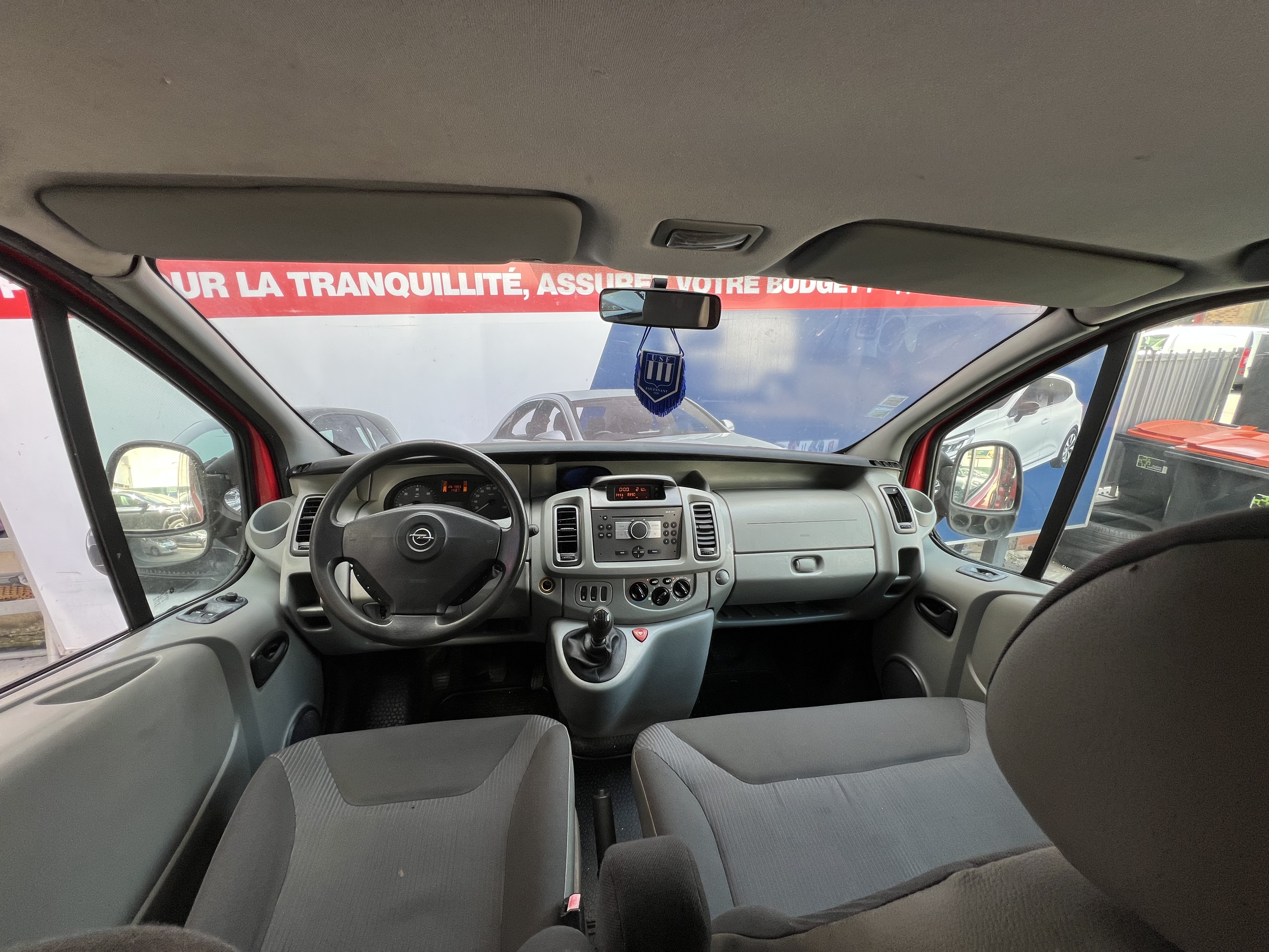 OPEL VIVARO I COMBI PHASE (2) 2.0 CDTI 115 CH L1H1 9 PLACES MINIBUS 8990€ ou 182€/MOIS - image 5