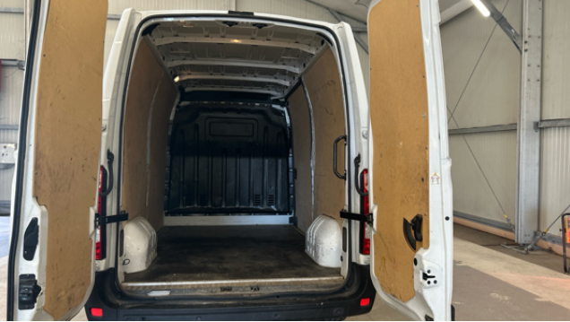 RENAULT MASTER FGN III (2) DCI 135 CH FOURGON F3300 L2H2 19 990€ ou 344€/MOIS - image 7