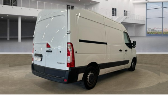 RENAULT MASTER FGN III (2) DCI 135 CH FOURGON F3300 L2H2 19 990€ ou 344€/MOIS - image 4