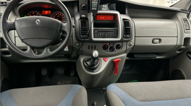 RENAULT TRAFIC COMBI PHASE (2) 2.0 CDTI 115 CH L1H1 9 PLACES MINIBUS 9 990€ ou 199€/MOIS - image 5