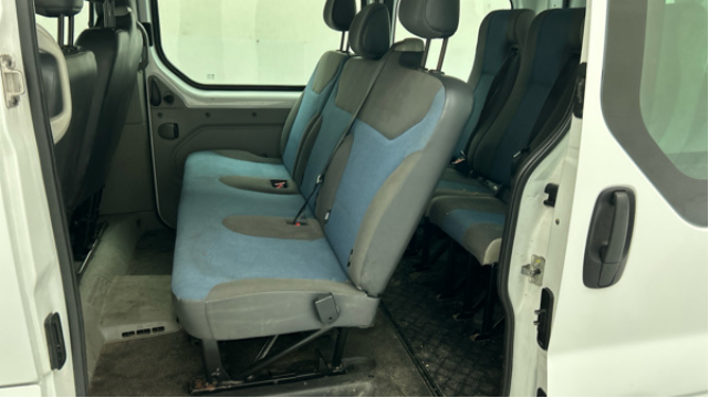 RENAULT TRAFIC COMBI PHASE (2) 2.0 CDTI 115 CH L1H1 9 PLACES MINIBUS 9 990€ ou 199€/MOIS - image 7