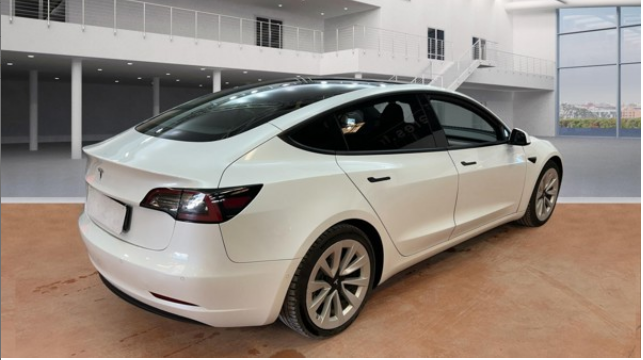 TESLA MODEL 3 (3) 275 STANDARD PLUS RWD MY21 CVT 24 990€ ou 446€/MOIS - image 4