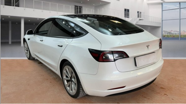 TESLA MODEL 3 (3) 275 STANDARD PLUS RWD MY21 CVT 24 990€ ou 446€/MOIS - image 3